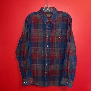 Woodbourne Road Men’s Light Flannel Plaid Shirt